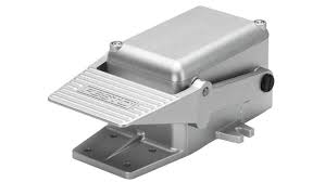 5/2 FOOT PEDAL (FESTO TYPE)	1/4"