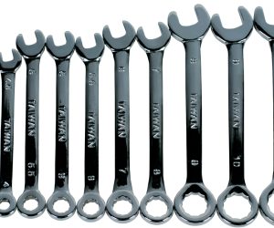 Standard Metric Spanners